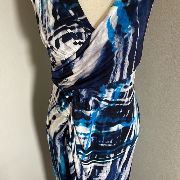 Adrianna Papell tie die blue dress perfect - Picture 4 of 9